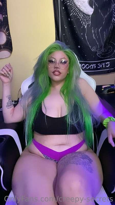 Doing video calls with you guys is so fun, book one with me ..