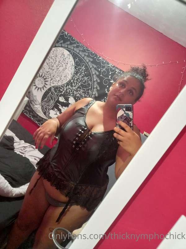 Bit of a tease. Full leather outfit coming soon!