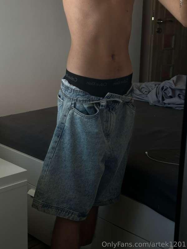 20 subskrypcji i je ściągam (a już i tak prawie spadają) 🥵