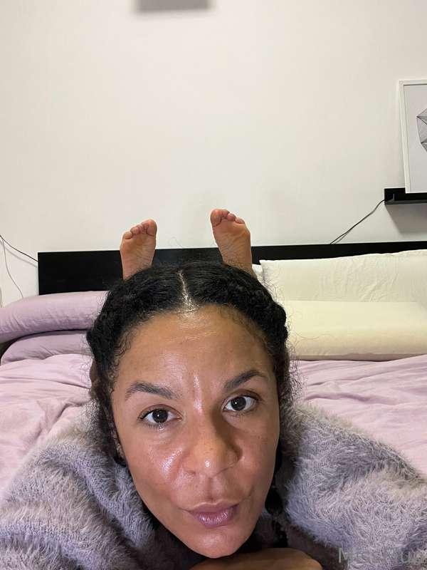 𝙄𝙛 𝙮𝙤𝙪 𝙡𝙞𝙠𝙚🦶🏽🧜🏽‍♀️ 𝙖𝙣𝙙 𝙖 𝙣𝙞𝙘𝙚 𝙚𝙣𝙙𝙞𝙣𝙜..𝙘𝙝𝙚𝙘𝙠 𝙮𝙤𝙪𝙧 𝙢𝙚𝙨𝙨𝙖𝙜𝙚𝙨 (𝙞..