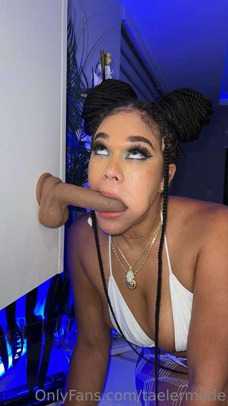 When he ask what dat mouth do