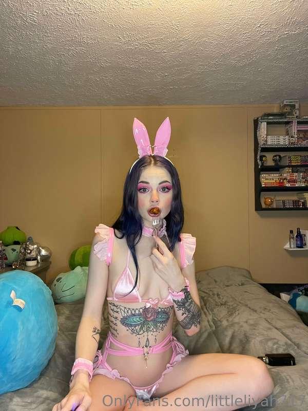 Happy Monday here’s a little snippet of the valentines look ..