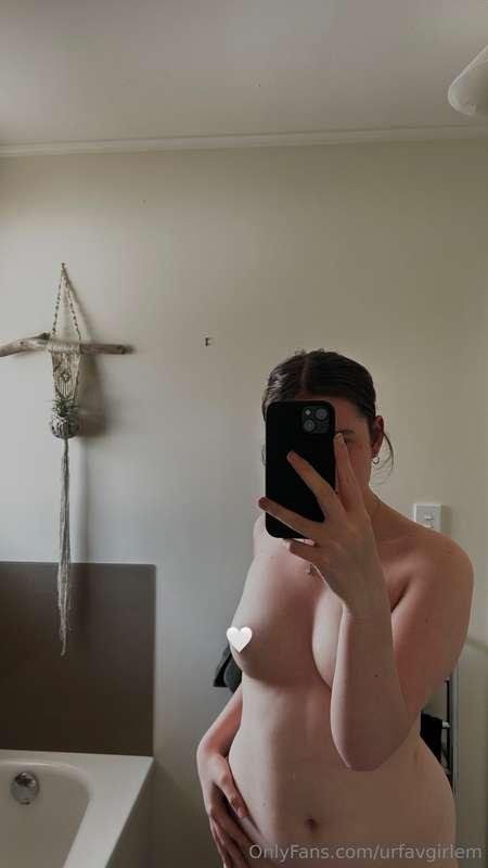 urfavgirlem image #0