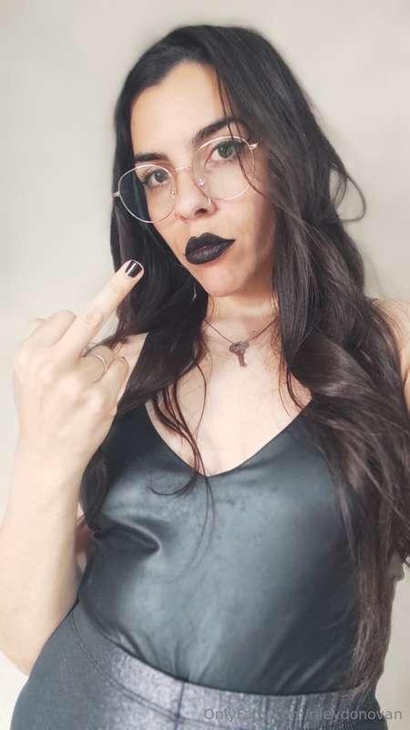 You will do whatever I want whenever I want 🖤 
