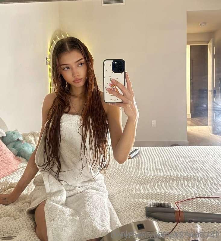 Can we talk about how adorable my girl @kinleyreese is 😭 she..