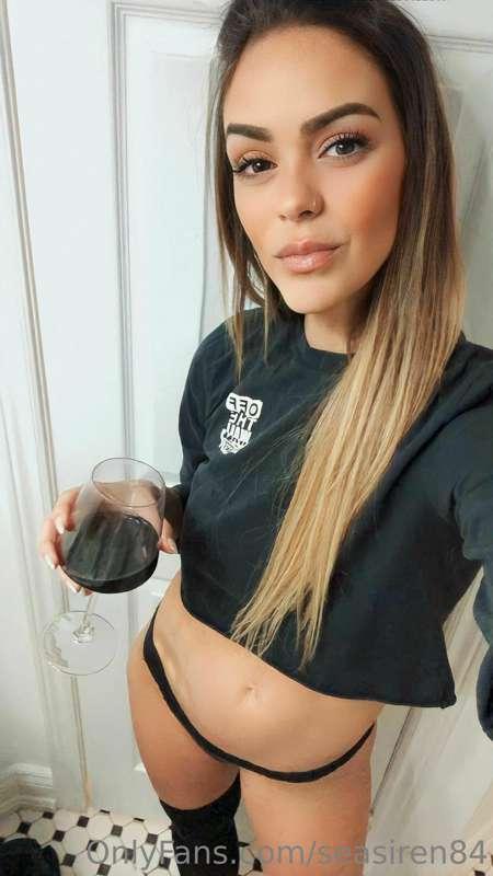 A wine 🍷 kind of night 😉