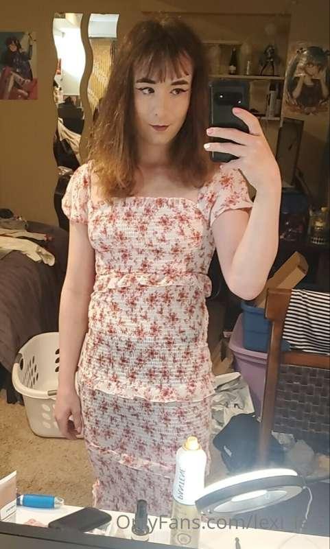 Can you see my panties through my dress?😳