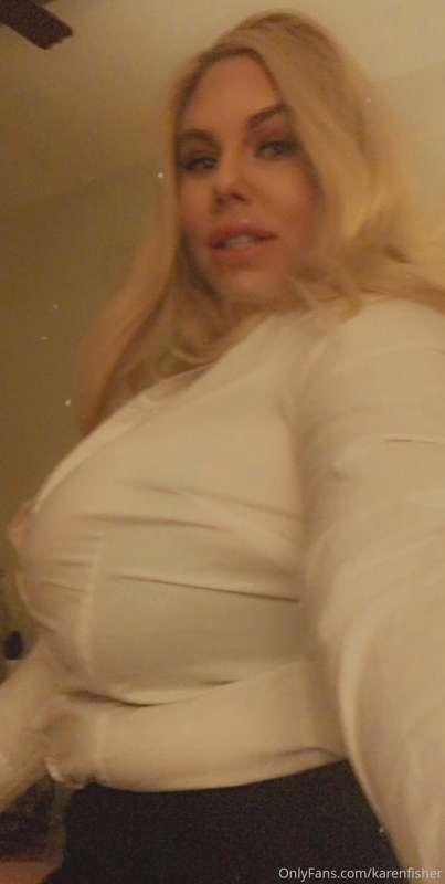 Mommy just left the office and needs her feet rubbed, are yo..