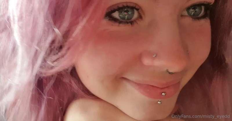 misty_eyedd image #0