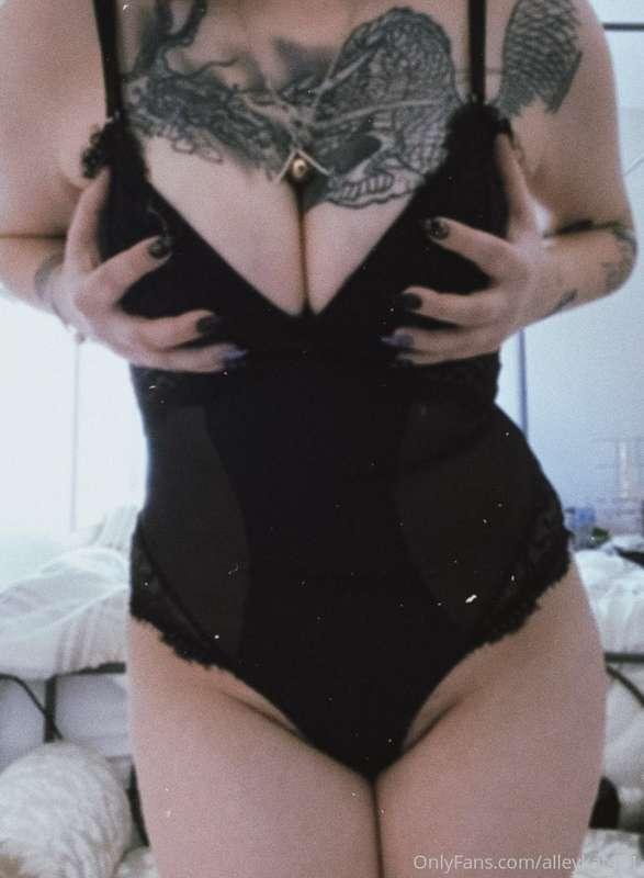 🖤