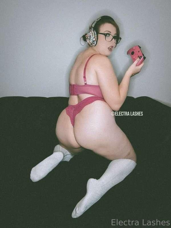 check your DM's from me you wont be disappointed !!