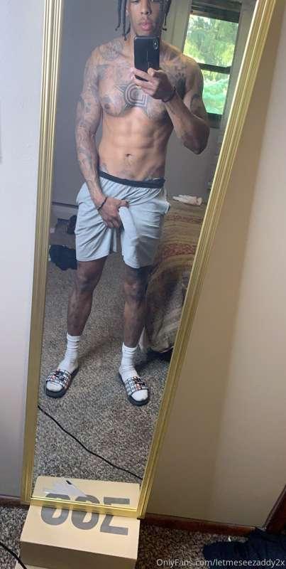 Good mornin 👅... talkin to the freaks only!😋😈
(Say it back) ..