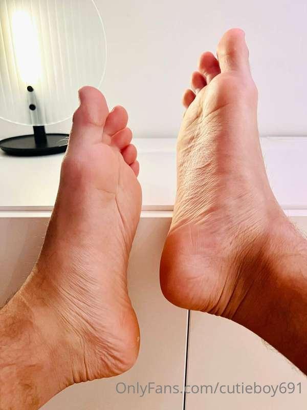 Got lots of requests for close ups of my feet!