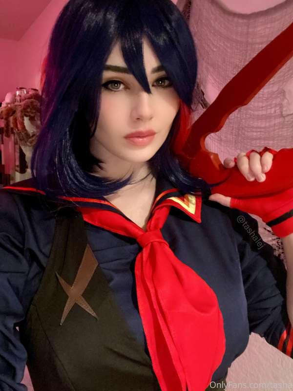 It’s Ryuko cosplay night on my twitch stream! I’m doing fans..