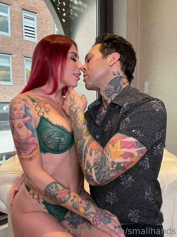 SPICY NEW COLLAB with @mayarassecret ! This Brazilian babe c..