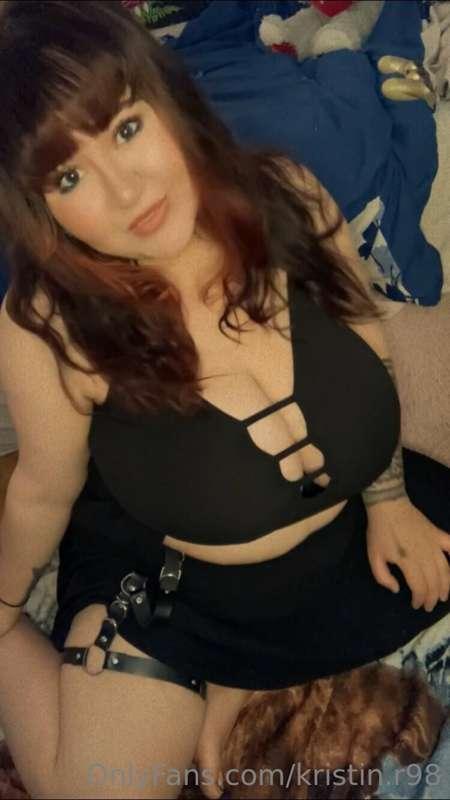 Meow, have deals on my Snapchat premium and my Onlyfans with..
