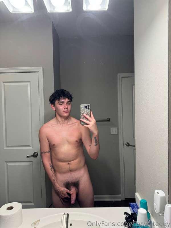 f1ywhiteguy image #0