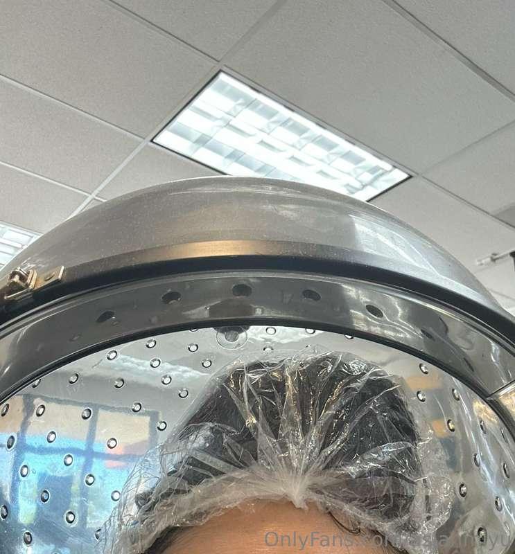 Getting hair and nails done now.