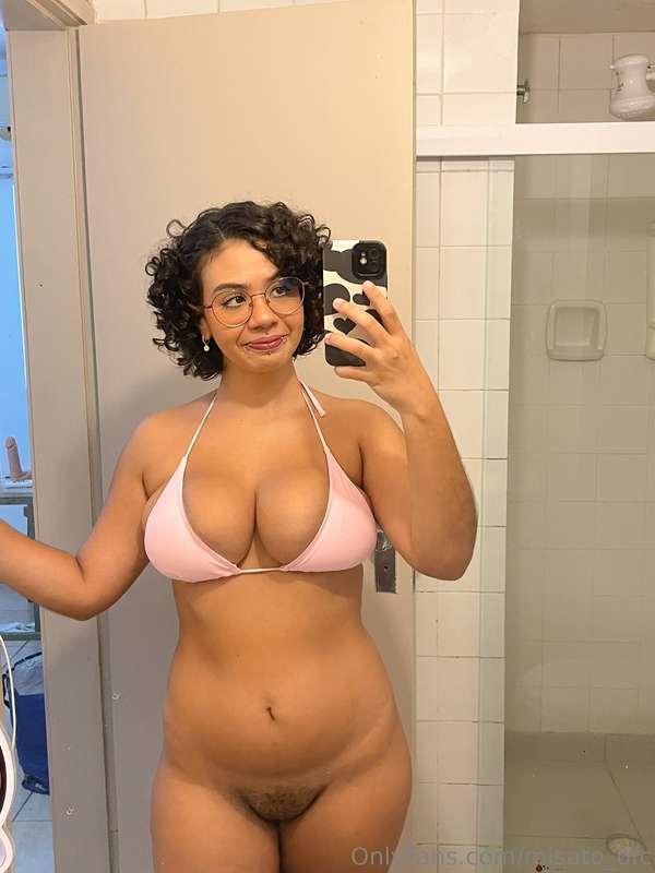 Do you like this type of body? 🙈