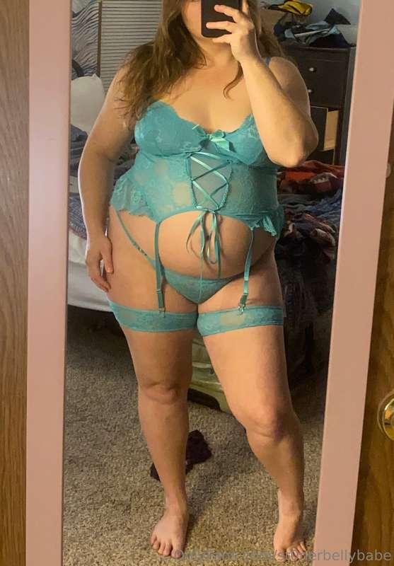 everyone say thank you to my bf for lots of new lingerie 💙
