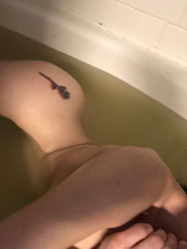 Bath Bomb Booty