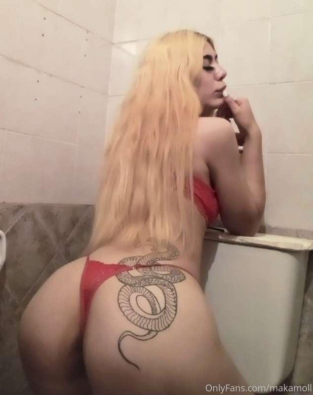 Would you like to run my thong and fuck me rich baby 🤭