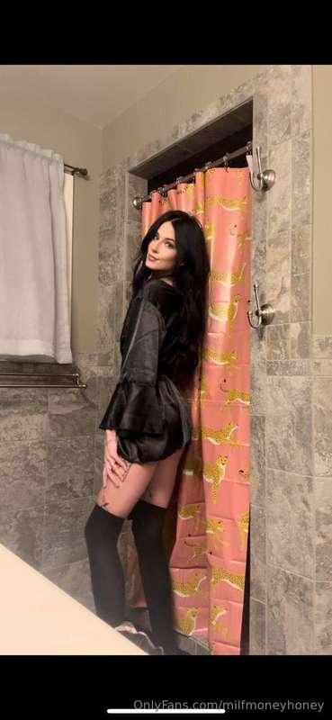 milfmoneyhoney image #1