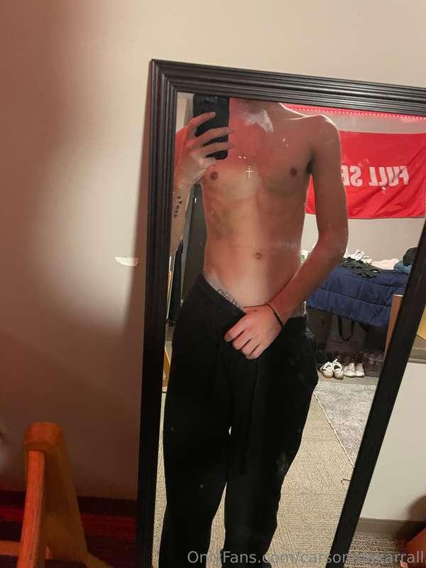 check out my college frat boy @freakybaseballplayerhttps://o..