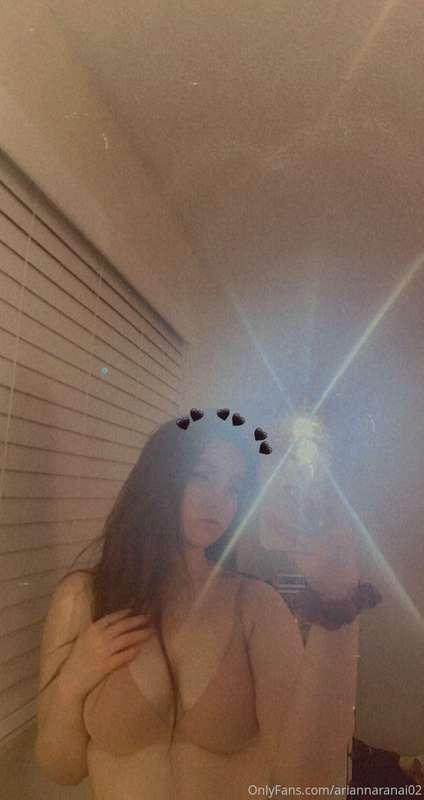 how’s everyone’s night going ? 💖