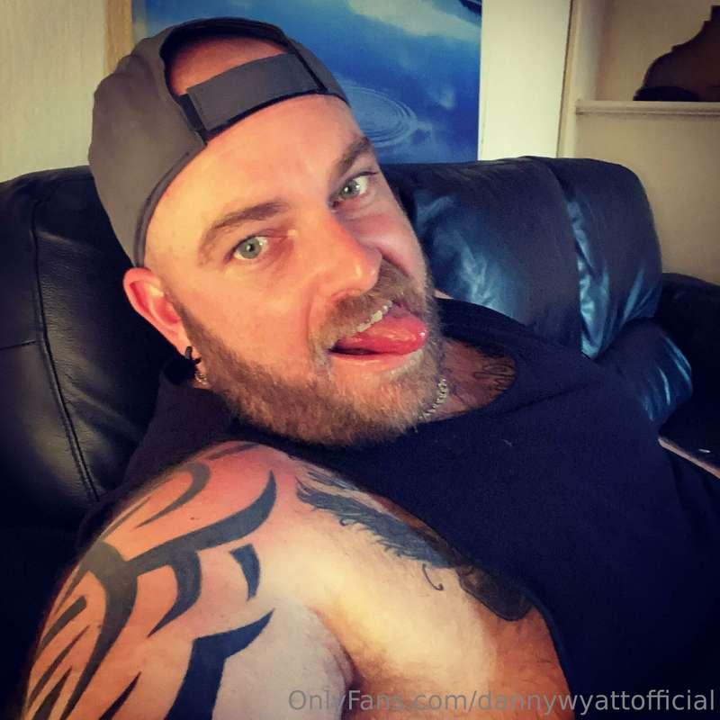 dannywyattofficial image #2