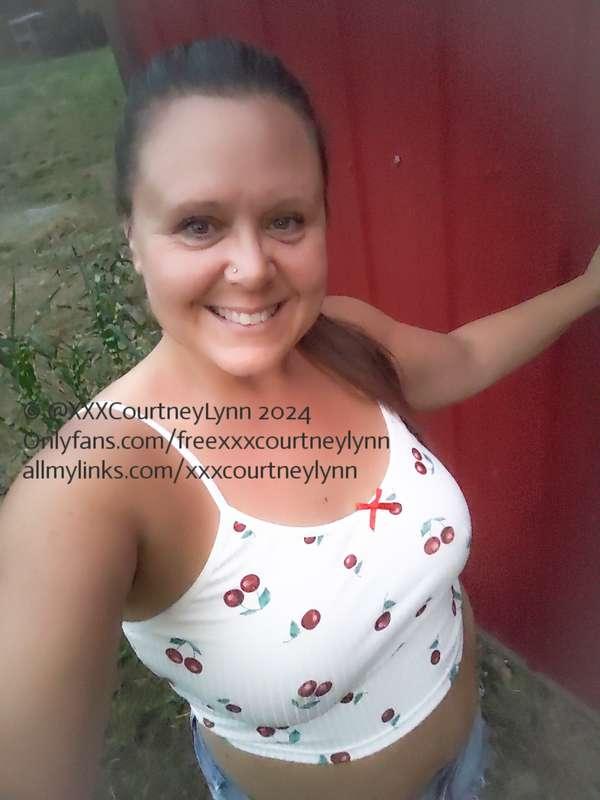 Had some fun getting down on the farm today!😁😜 Enjoyed getti..