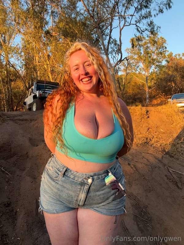 🌵 Outback energy:Your girl would’ve melted in five minutes, ..