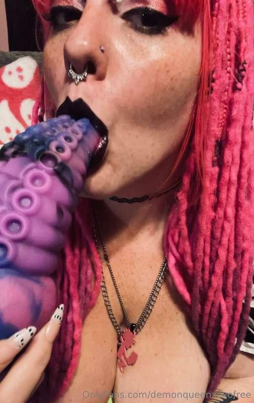 The ghost with the most 👻💋Say pussyjuice three times 