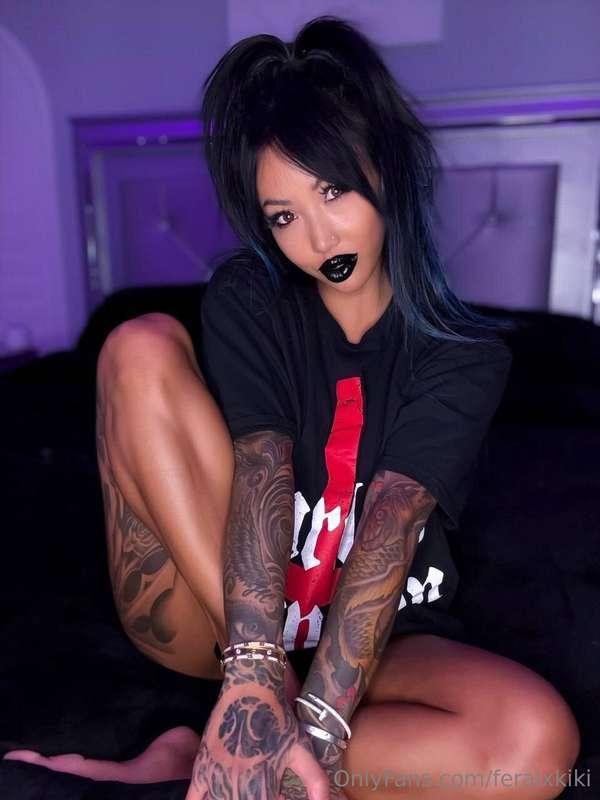 Lips that will leave prints all over you 😈