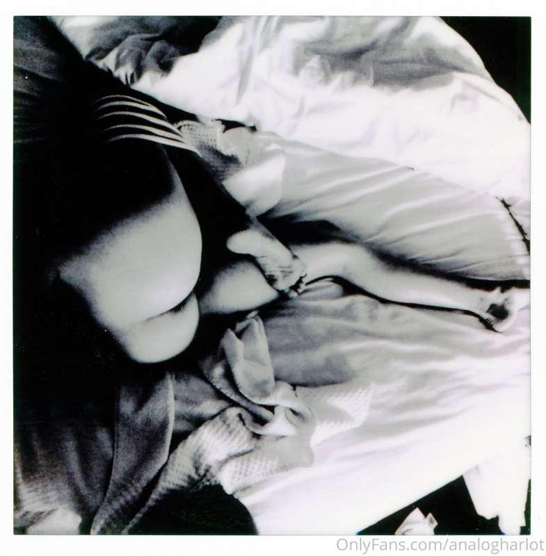Unlock for two film photos of 🍆 in my  👄