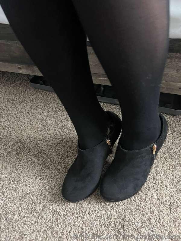 mrs_footjobqueen image #9