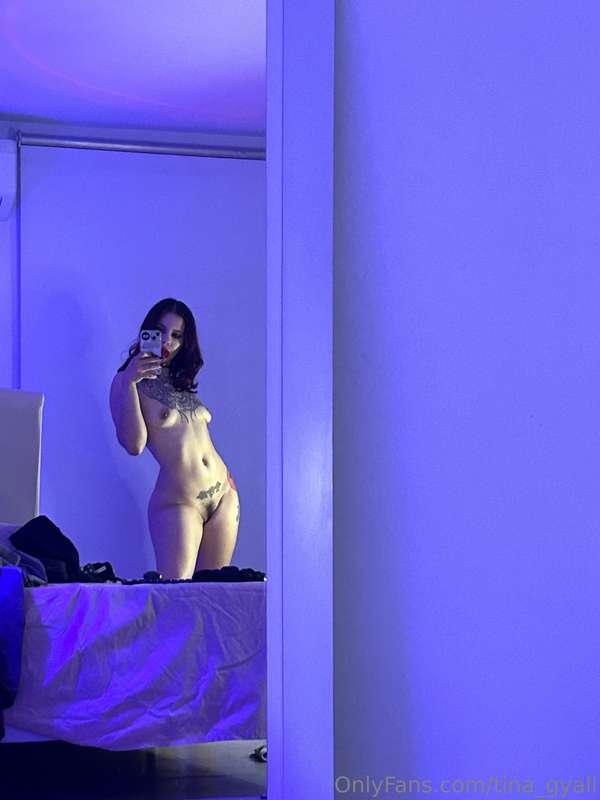 New pics available 🖤🧛🏻‍♀️