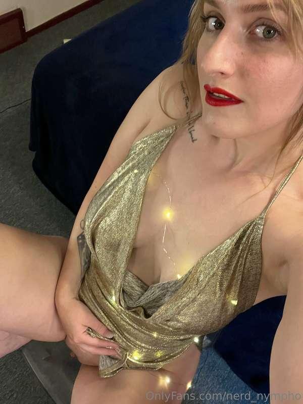 Witch lips are you going to kiss first?