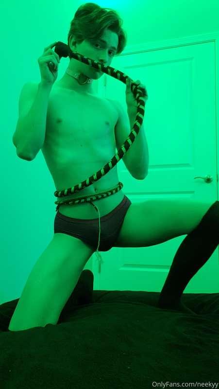 I think green fits me nicely, what do you think? 💞💞 
Maybe y..