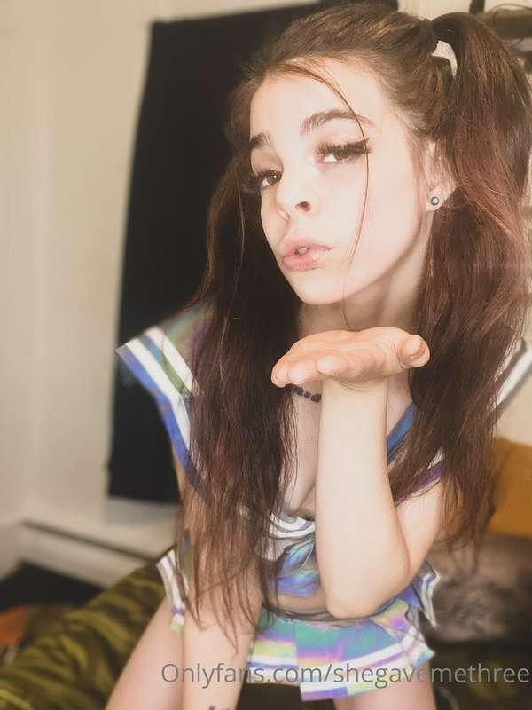 shegavemethree image #4