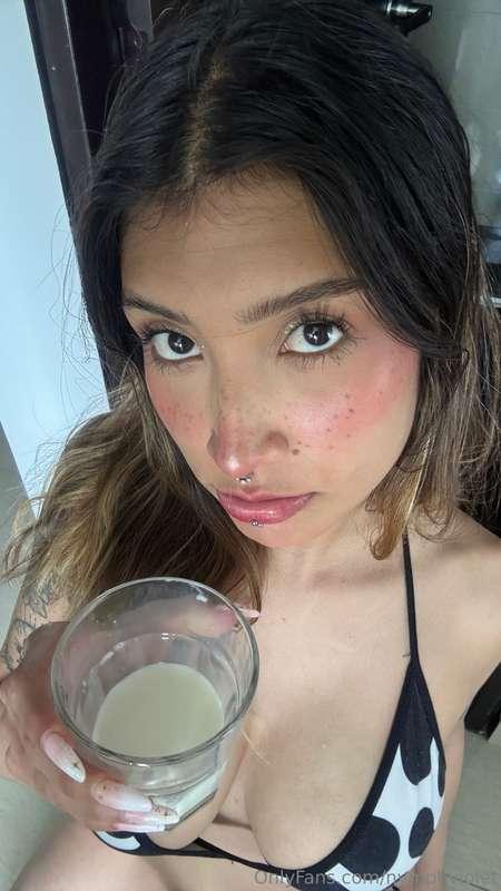 Sweet and Thirsty😋! My lips around the glass, teasingly slow..