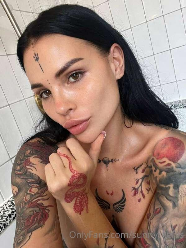 Fuck me if I’m wrong, but you want to fuck me, right?