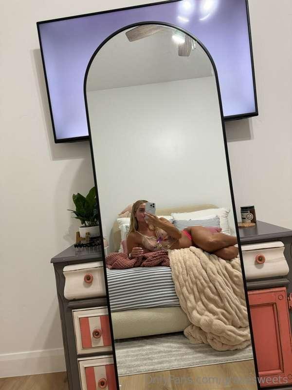 Wanna be the reason I moan tonight? 🥵