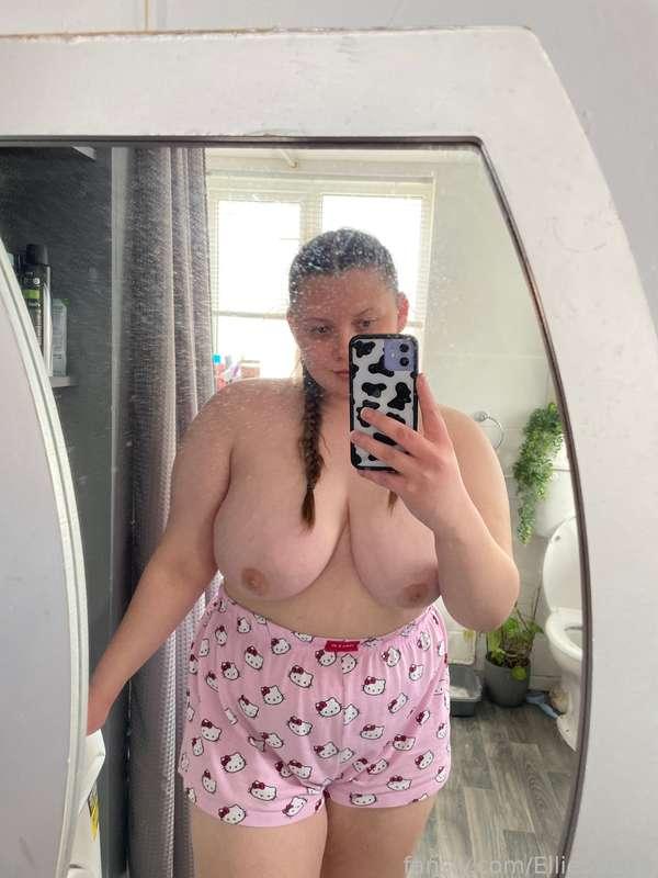 ellie59801 image #5