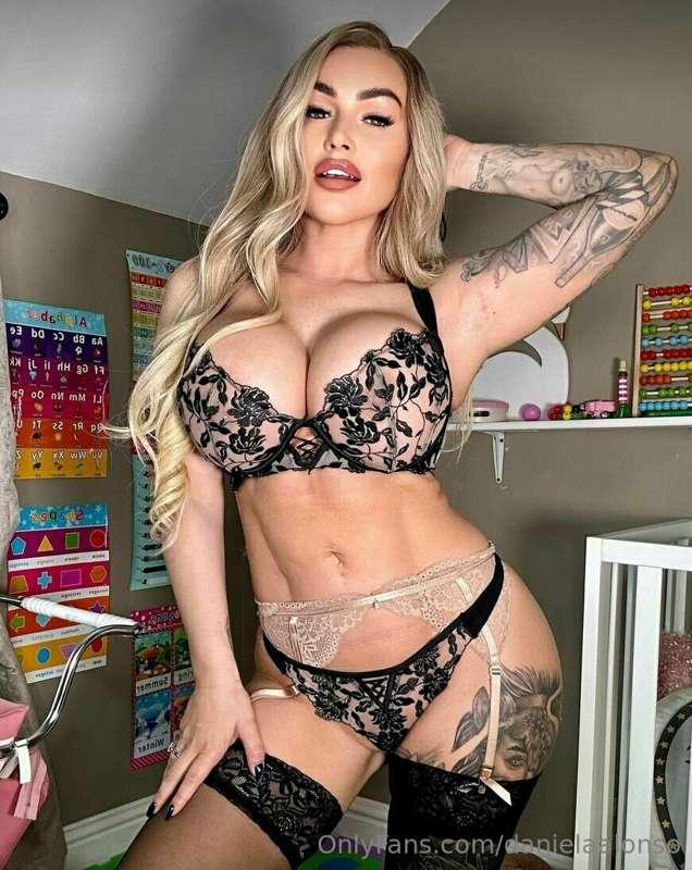 Check out hot @imgemmmassey, making your naughty dreams come..