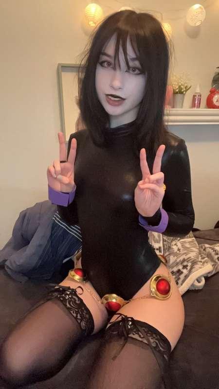 MORE RAVEN :D