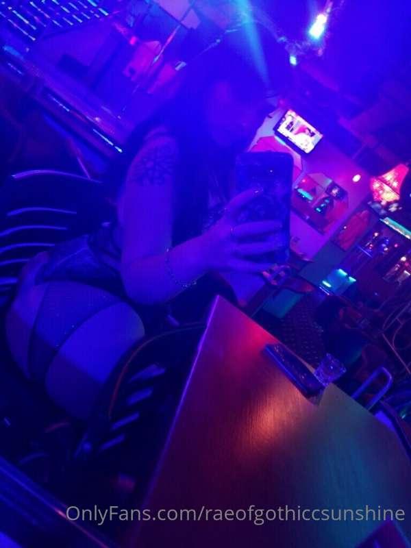 Do you guys wanna see more content from my dancing days?