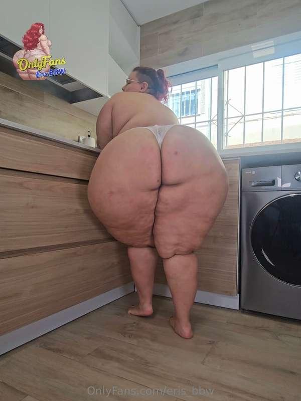 Would you like me to make you breakfast?