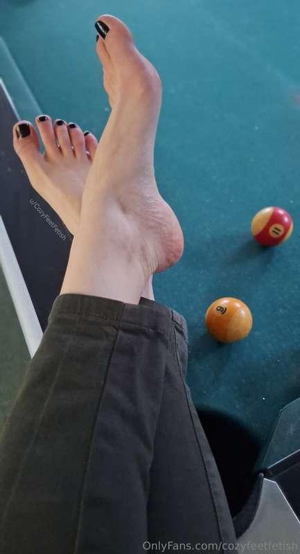 cozyfeetfetish image #0