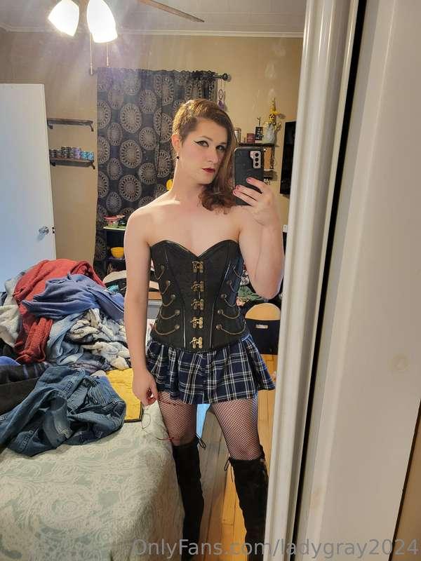 ladygray2024 image #0